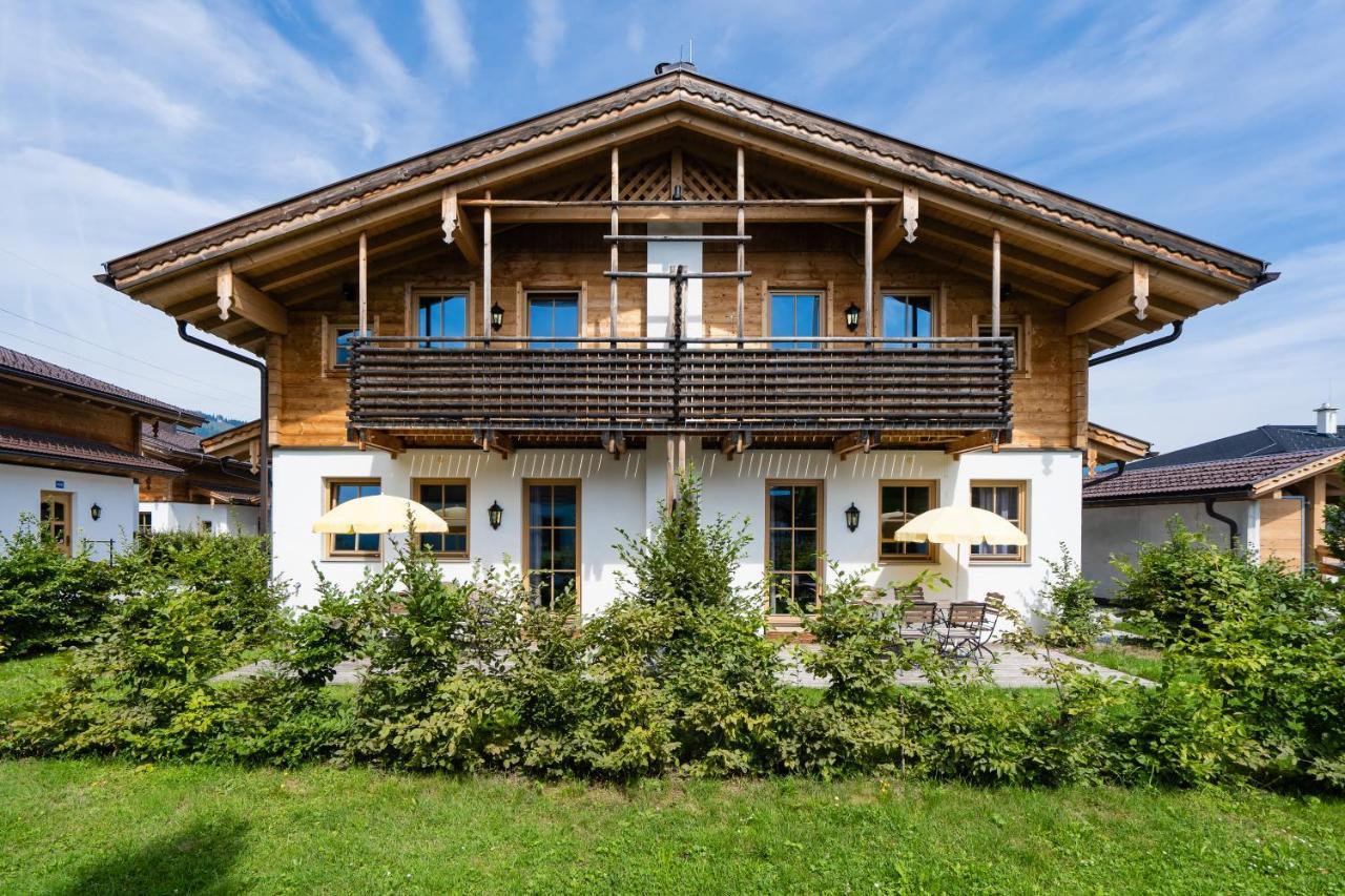 Alpenchalets Flachauer Gutshof Exterior photo