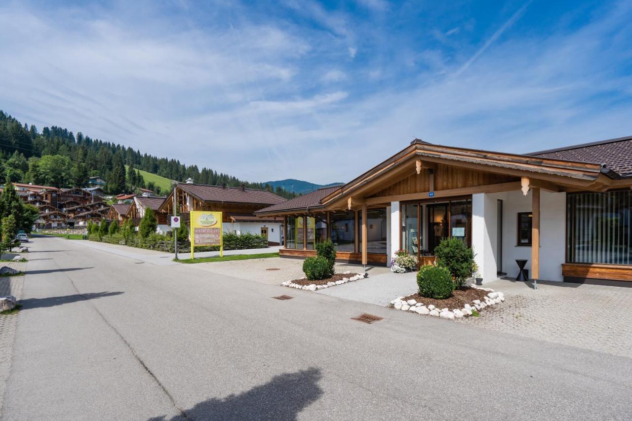 Alpenchalets Flachauer Gutshof Exterior photo
