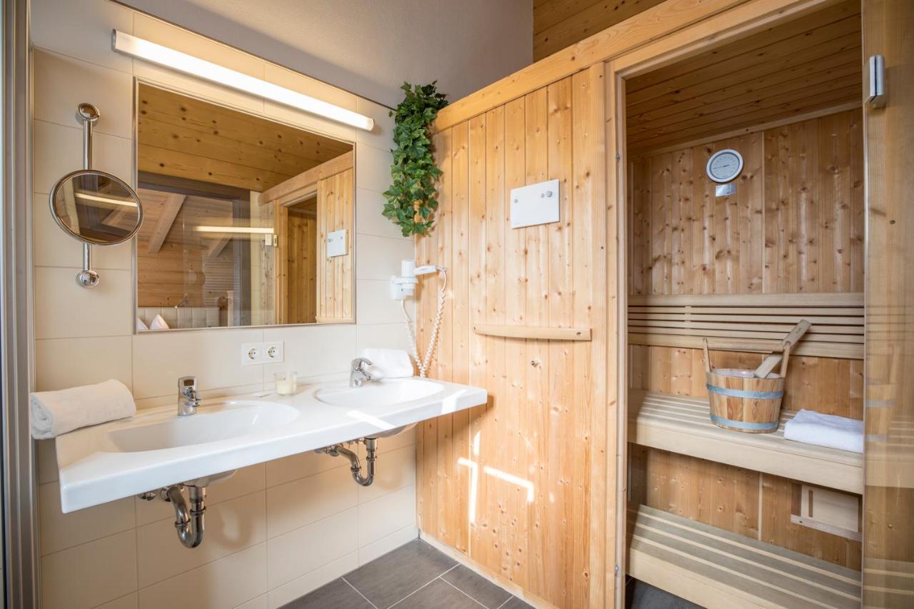 Alpenchalets Flachauer Gutshof Exterior photo